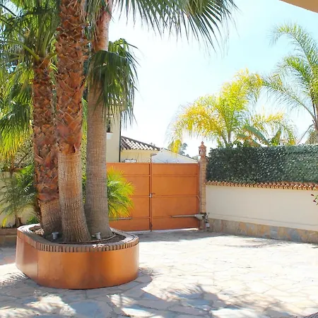 House With 5 Bedrooms In Saladillo Benamara, With Wonderful Sea View, Apartment Estepona